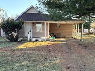 1214 11th St, Vienna, WV 26105