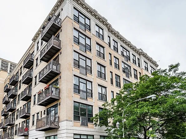 811 W Eastwood Ave APT 305, Chicago, IL 60640