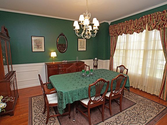 Formal Dining Room