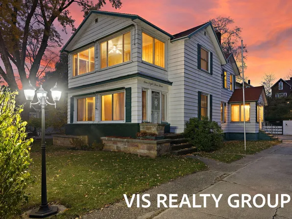 1854 Lake Ave, Muskegon, MI 49445