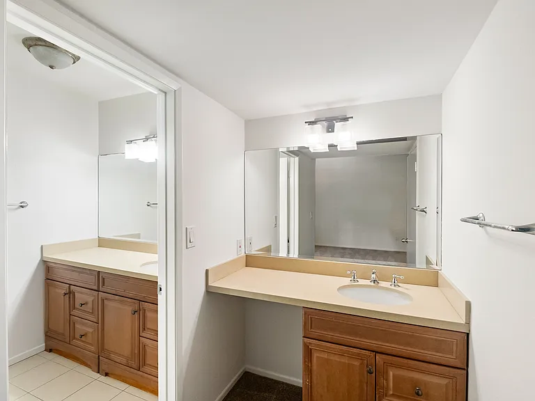 11260 Overland Ave #23G — Photo 17
