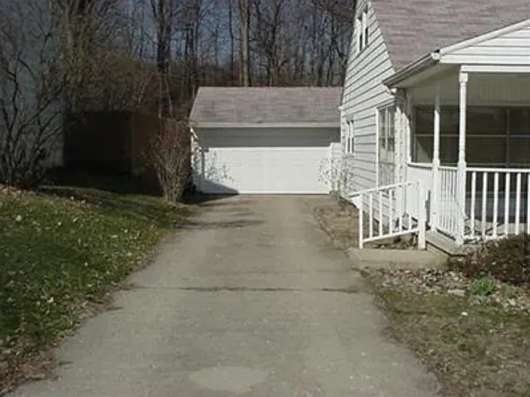 343 Hayden Ave — Photo 8
