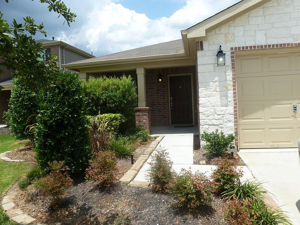 1st image of 16402 Prairie Haven Ct