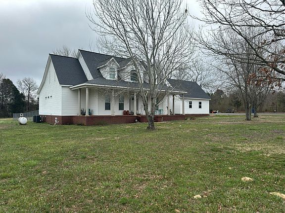 3rd image of 655 County Line Rd