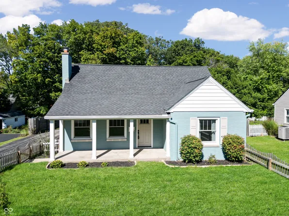 880 W Oak St, Zionsville, IN 46077