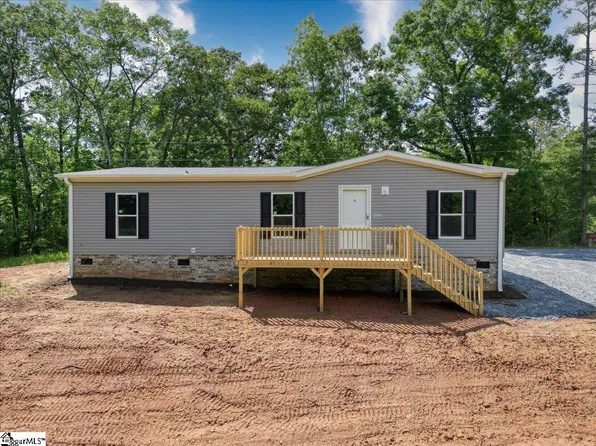 266 Hunting Hollow Rd, Six Mile, SC 29682