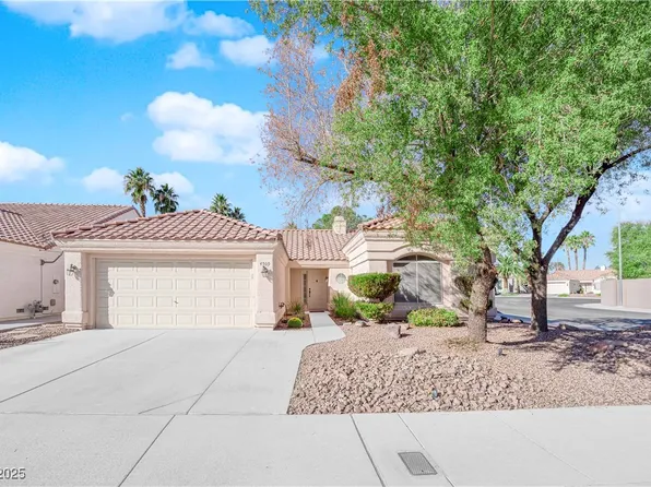 4509 Crimson Leaf Dr, Las Vegas, NV 89130
