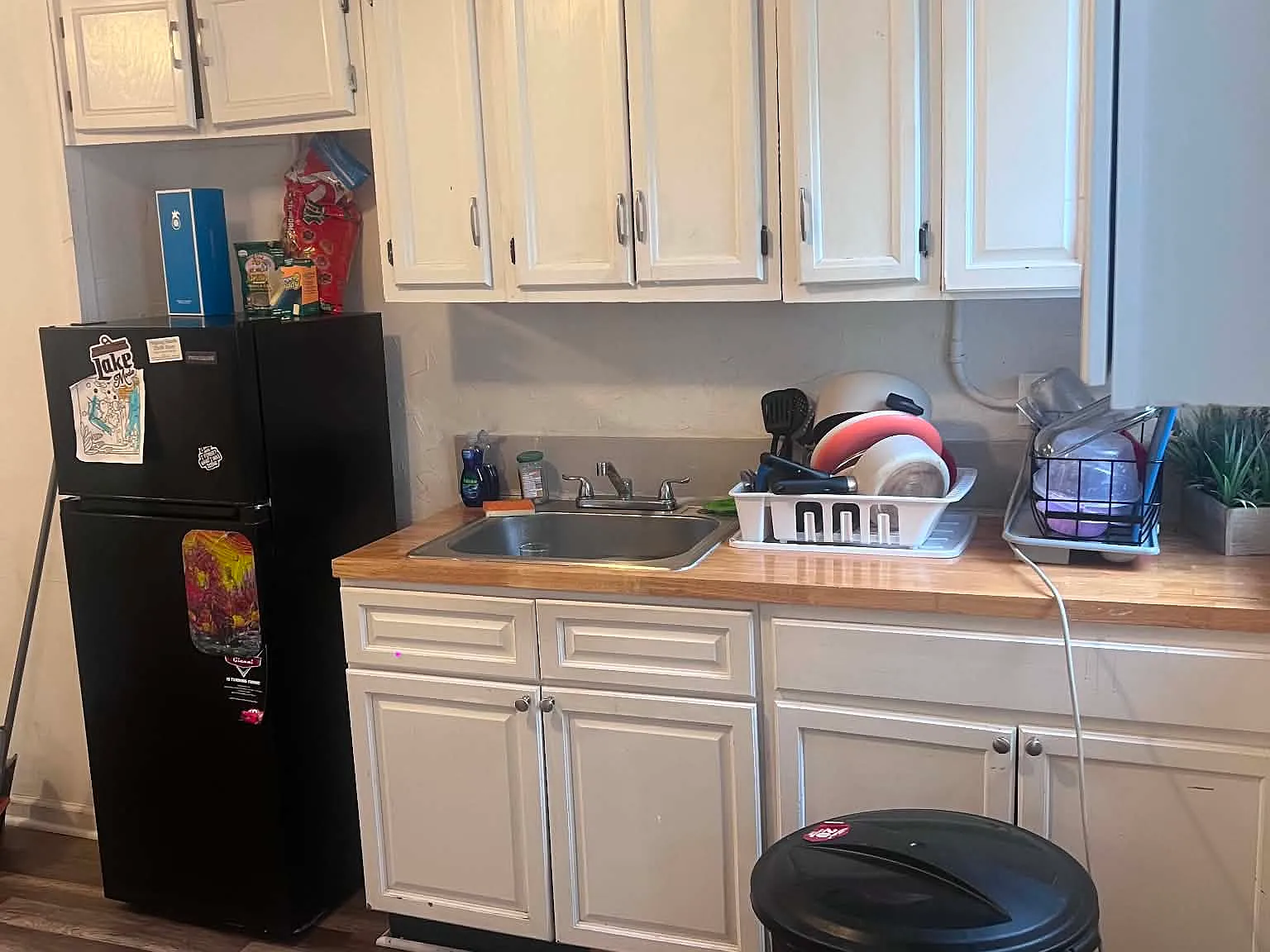 3 bed, 1085 sqft, $1,200 — Photo 2