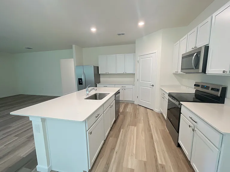 5259 SW 53rd Ln — Photo 10