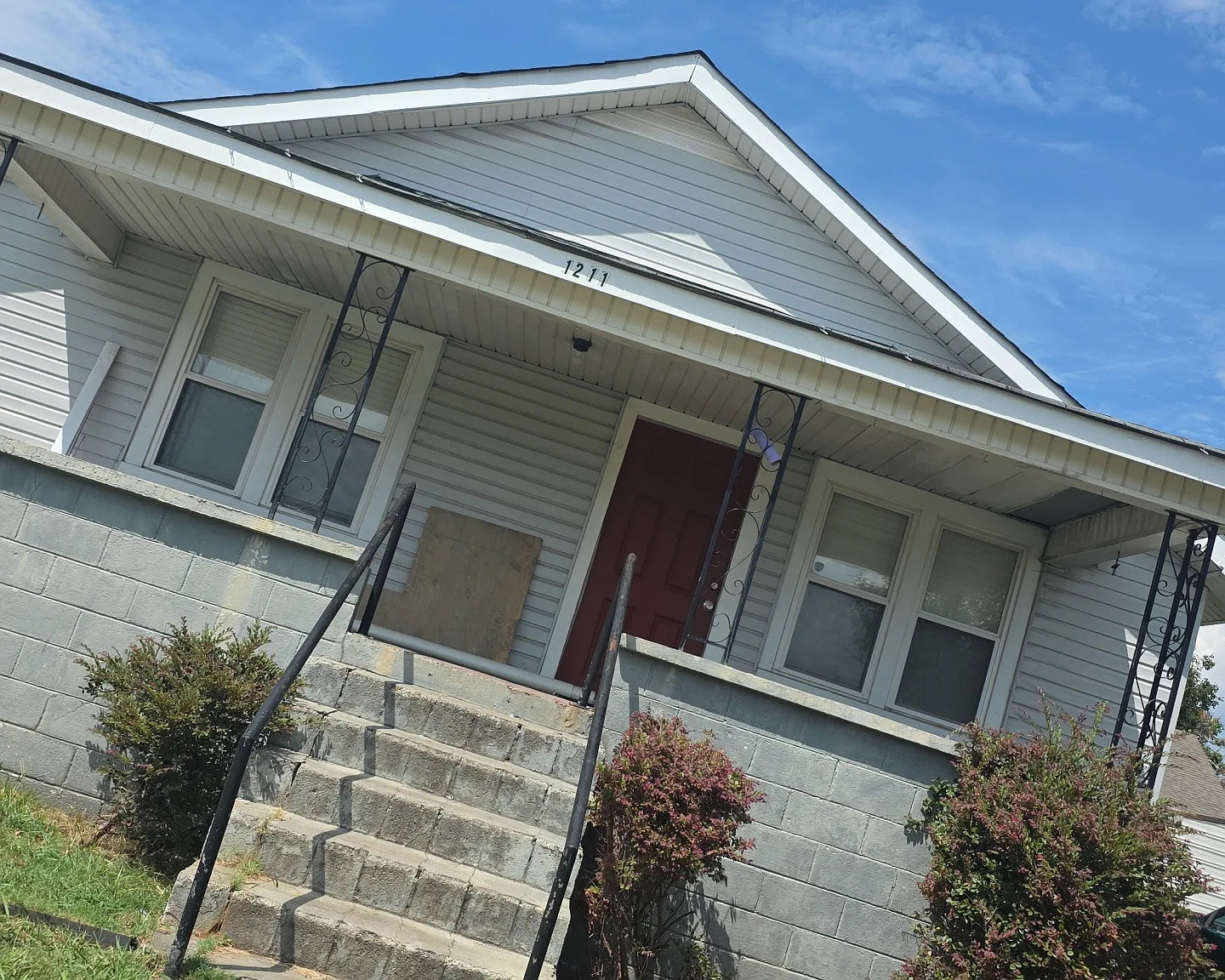1211 SW 11 1/2 Ave — Photo 1