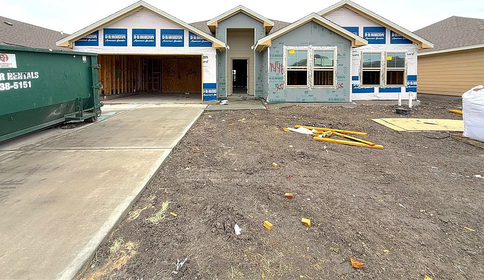 1st image of 1446 Irigoyen St
