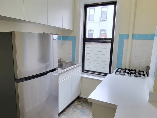 36-11 28th Avenue image 1 of 13