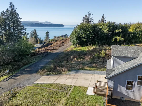 6290 E St, Bay City, OR 97107