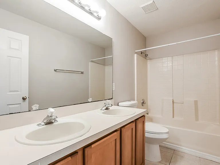 14332 Abington Heights Dr — Photo 16