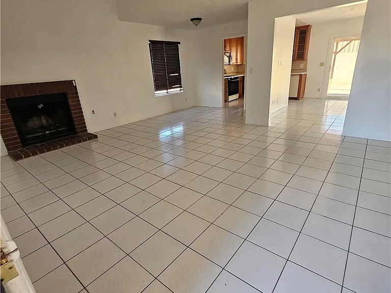7703 Salishan Dr — Photo 3