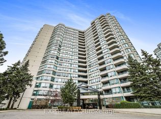 7250 Yonge St #206, Vaughan, ON L4J 7X1