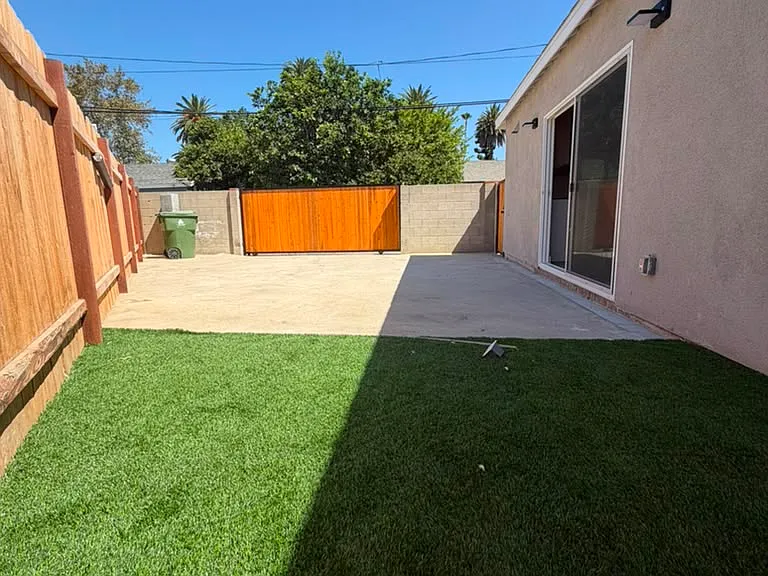 7140 Lurline Ave — Photo 1