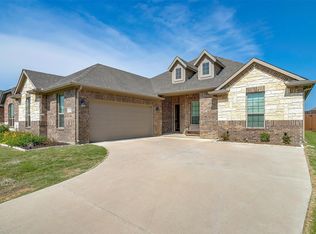 128 Colonial Dr, Joshua, TX 76058