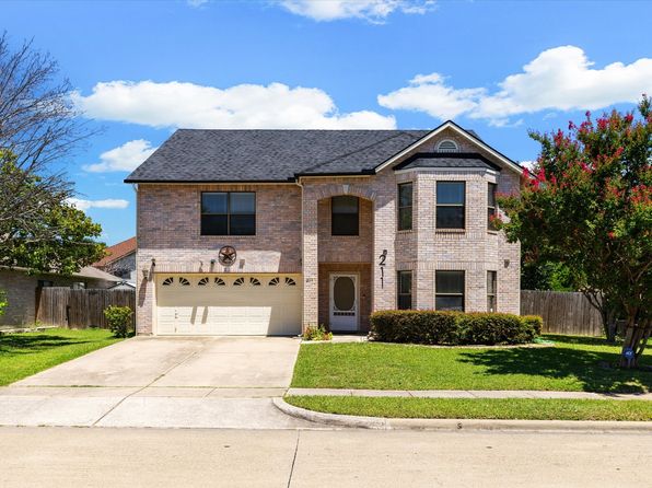 Home for Sale in Arlington TX