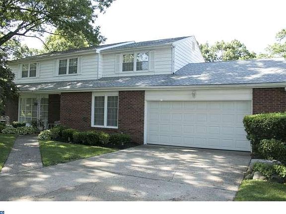 2nd image of 8640 Githens Ave