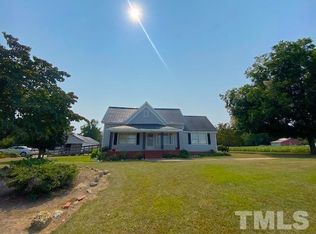660 Noah Rd, Benson, NC 27504