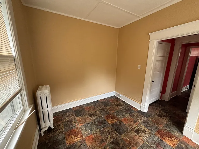 422 King George Ave SW #3 — Photo 15