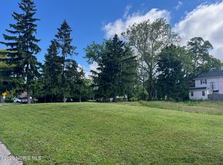 2602 River Rd, Maumee, OH 43537