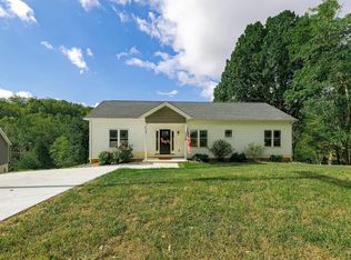 3850 Coffee Rd, Forest, VA 24551