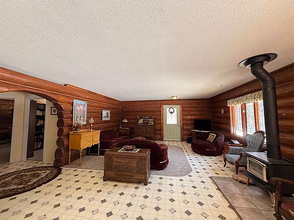5th image of 613025 S Range Rd #83