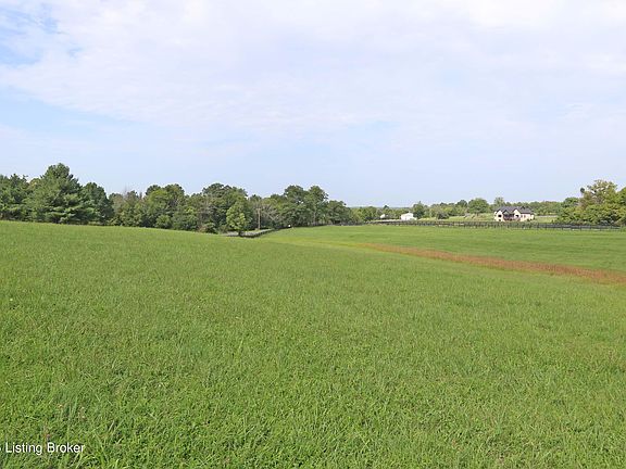 4th image of 1107 Equestrian Lakes Ln