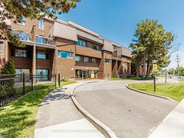 3455 Morning Star Dr #219, Mississauga, ON L4T 3T9