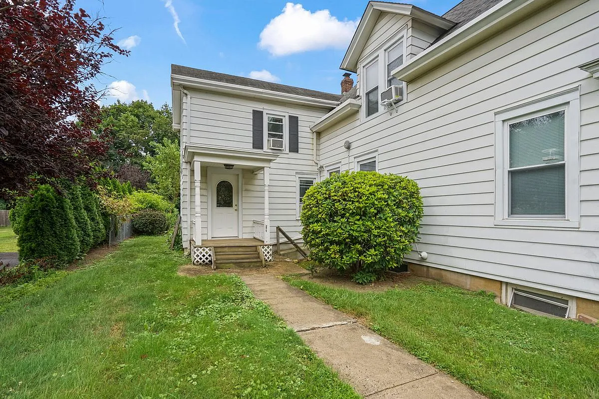 2 bed, 1.0 bath, 800 sqft, $2,600 — Photo 3