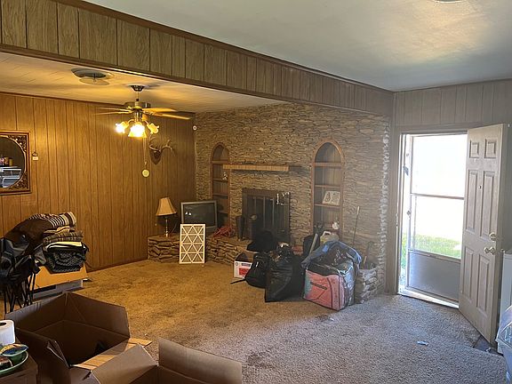 5th image of 2438 San Antonio St