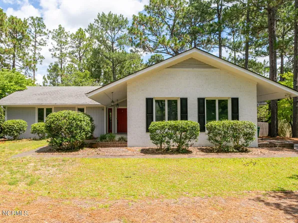 15 Monmouth Court, Pinehurst, NC 28374