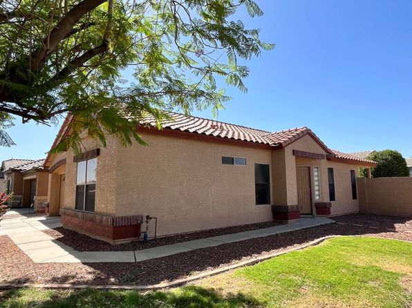 1827 E Carla Vista Dr, Gilbert, AZ 85295