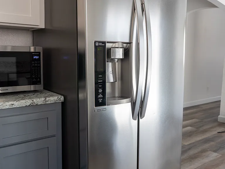 3500 Summit Dr — Photo 1