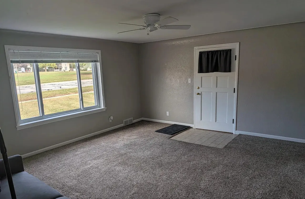 2 bed, 972 sqft, $1,195 — Photo 4