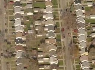 21327 Dexter Blvd, Warren, MI 48089