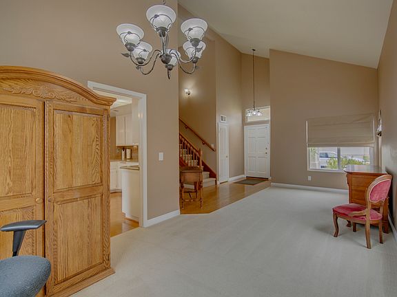 5th image of 1546 Enchantment Ave