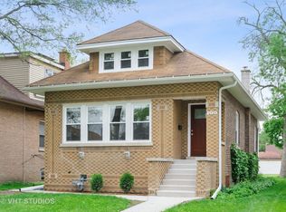 100 Bellwood Ave, Bellwood, IL