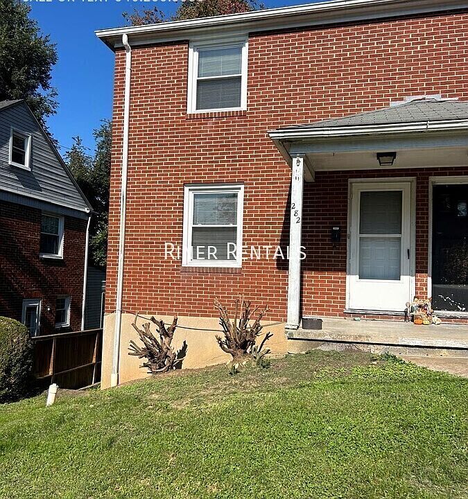 1st image of 282 E Grattan St