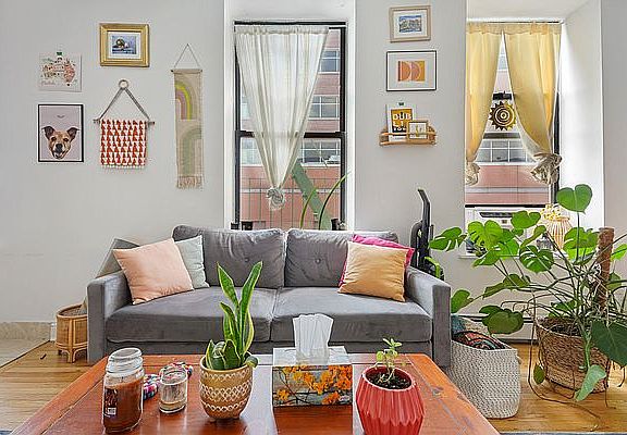 4th image of 321 Lenox Ave #3F