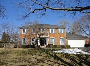 504 Lake Shore Dr N, Barrington, IL 60010