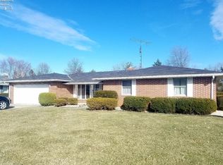 92 Westwood Dr, Fremont, OH 43420