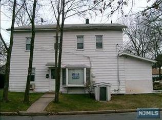 232 Fycke Ln, Teaneck, NJ 07666