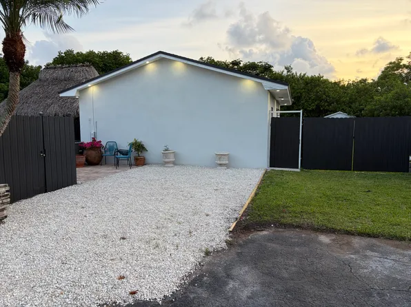 13650 SW 107th Ave, Miami, FL 33176