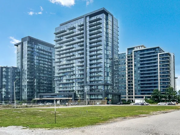 20 Gatineau Dr #706, Vaughan, ON L4J 0L3