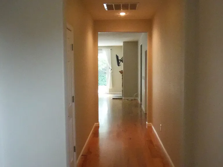 1390 Andleman Ct — Photo 8