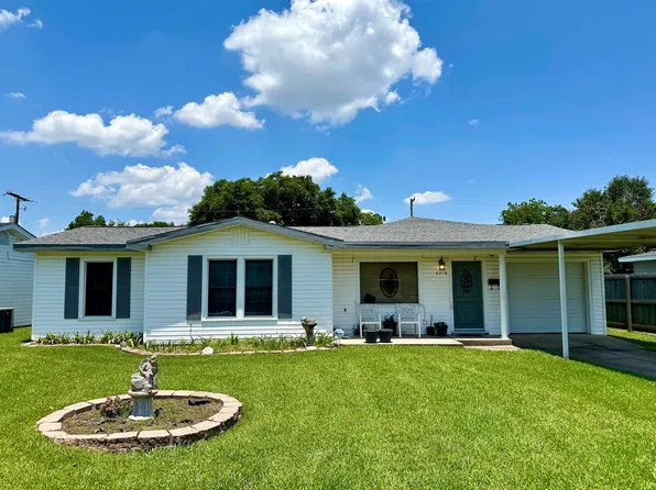 2218 7th St, Port Neches, TX 77651