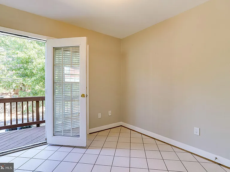 1706 S Edgewood St — Photo 36
